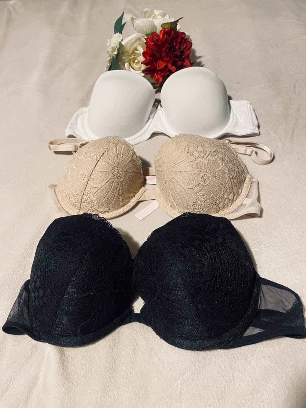 Victoria's Secret Bundle - Picture 2 of 12
